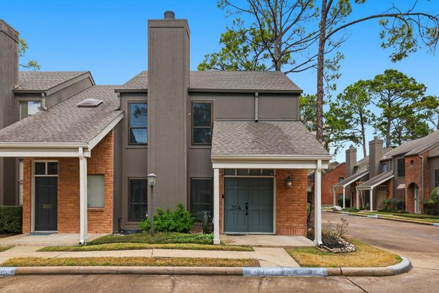 701 Bering Drive 304, Houston, TX 77057