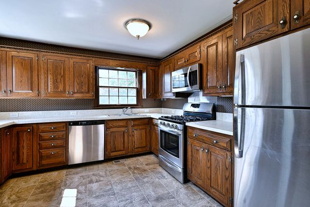 2147 N 78th Avenue, Elmwood Park, IL 60707