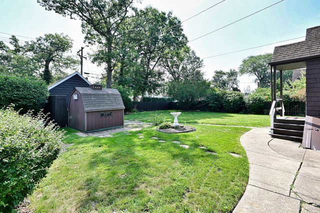 2147 N 78th Avenue, Elmwood Park, IL 60707