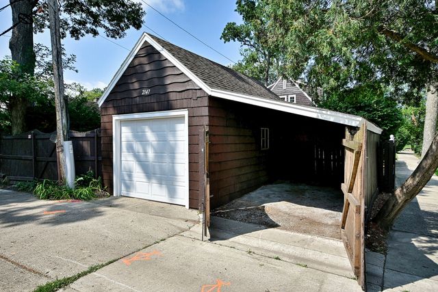 2147 N 78th Avenue, Elmwood Park, IL 60707