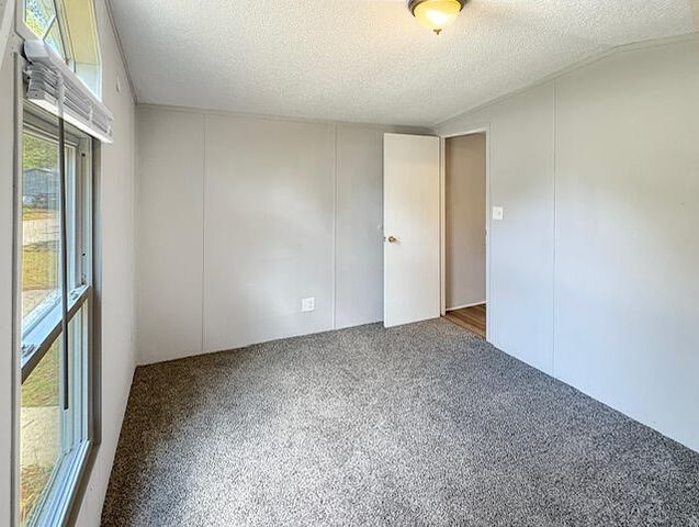 20101 Tamarack Drive, Howard City, MI 49329