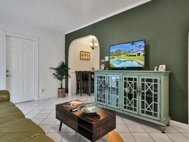 125 NE 21ST Court, Wilton Manors, FL 33305