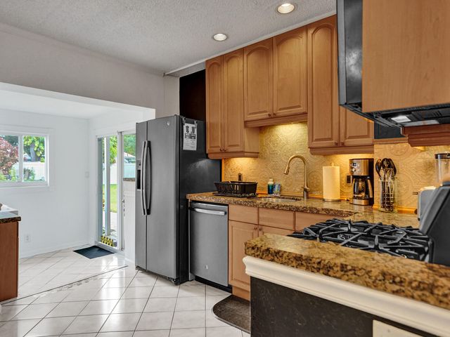 125 NE 21ST Court, Wilton Manors, FL 33305