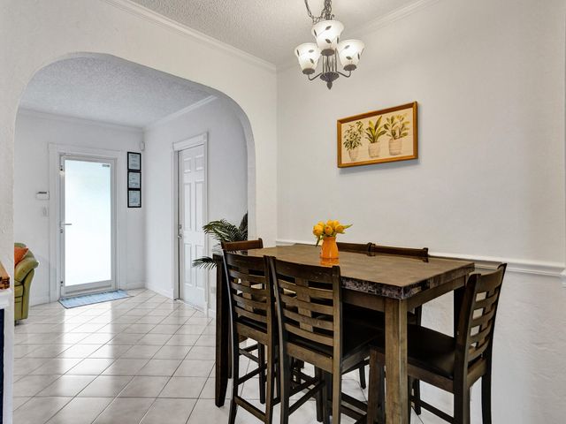 125 NE 21ST Court, Wilton Manors, FL 33305