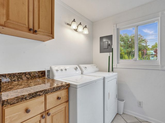 125 NE 21ST Court, Wilton Manors, FL 33305