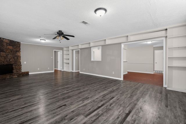 3519 NAYLOR DR, Memphis, TN 38128