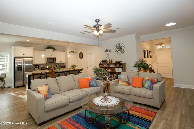 161 Devonshire Avenue W, West End, NC 27376