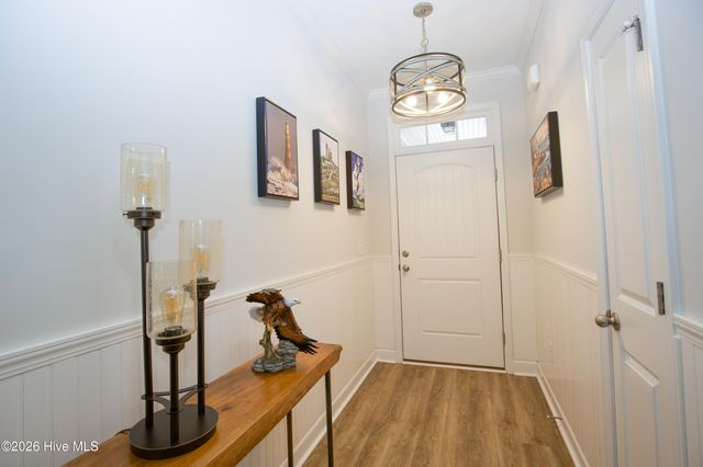 161 Devonshire Avenue W, West End, NC 27376