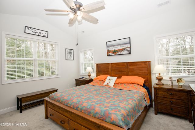 161 Devonshire Avenue W, West End, NC 27376