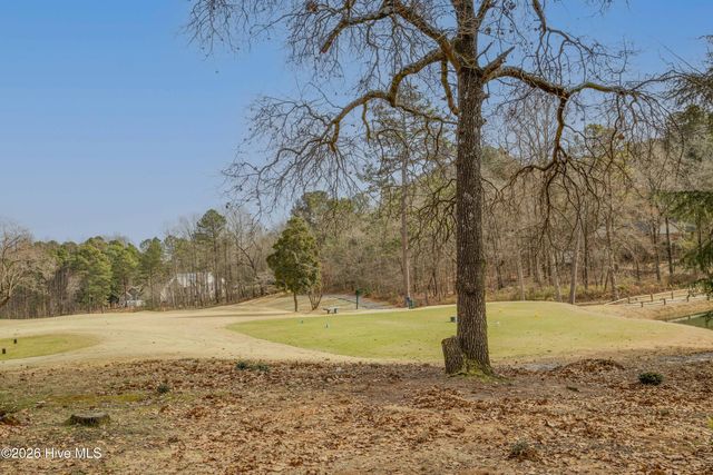 161 Devonshire Avenue W, West End, NC 27376