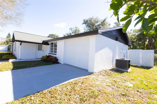 6340 WESTPORT DRIVE, Port Richey, FL 34668