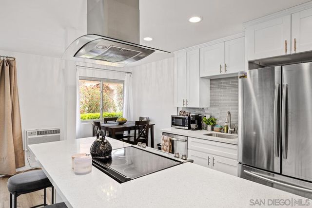 8671 Lake Murray BLVD 4, San Diego, CA 92119