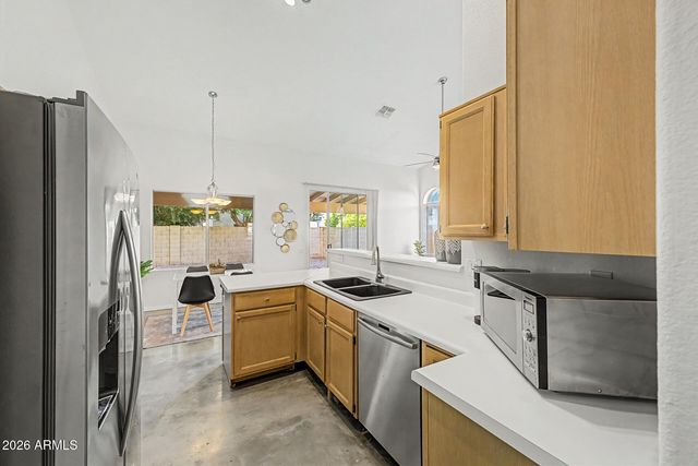 18614 N 35TH Place, Phoenix, AZ 85050