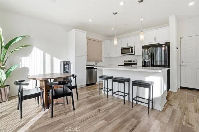 556 Enzo Street, Lake Elsinore, CA 92530