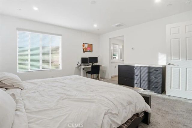 556 Enzo Street, Lake Elsinore, CA 92530