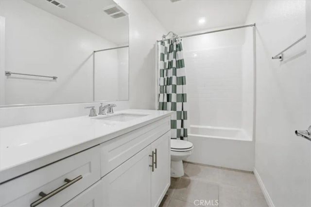 556 Enzo Street, Lake Elsinore, CA 92530