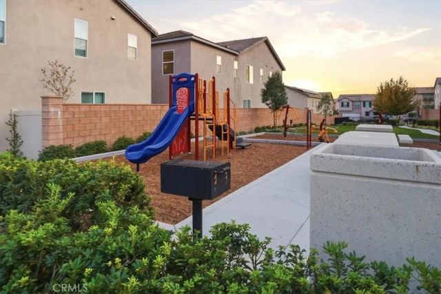 556 Enzo Street, Lake Elsinore, CA 92530