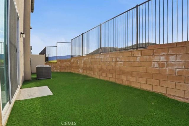 556 Enzo Street, Lake Elsinore, CA 92530