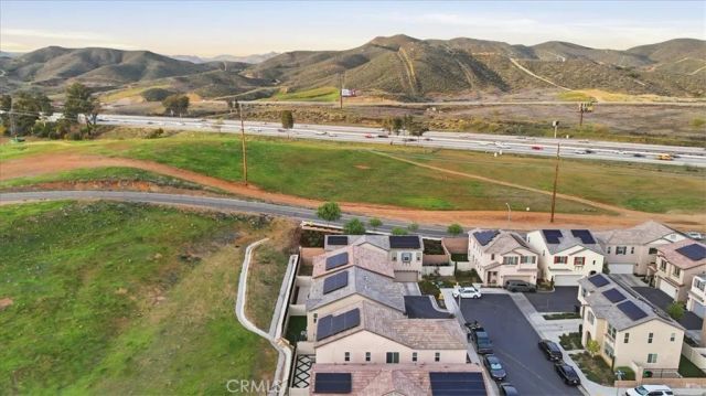 556 Enzo Street, Lake Elsinore, CA 92530