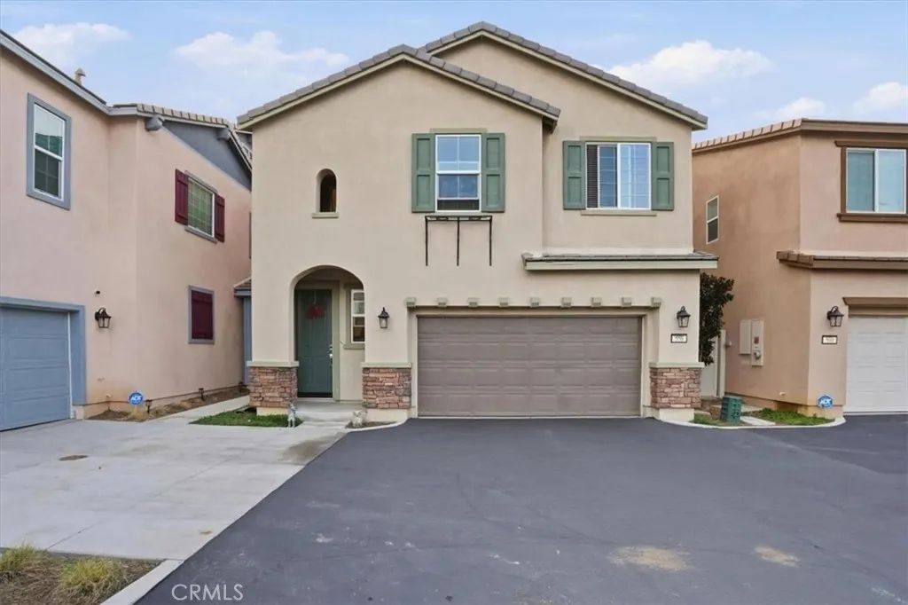 556 Enzo Street, Lake Elsinore, CA 92530