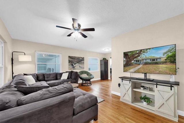1736 23RD AVENUE N, St Petersburg, FL 33710
