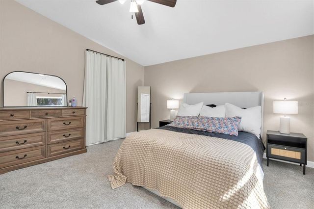 1736 23RD AVENUE N, St Petersburg, FL 33710
