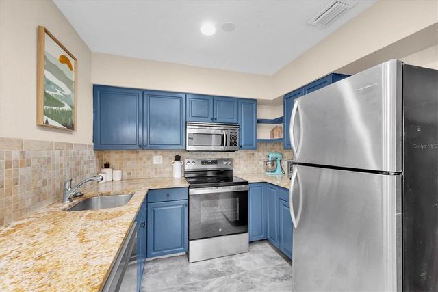 1736 23RD AVENUE N, St Petersburg, FL 33710