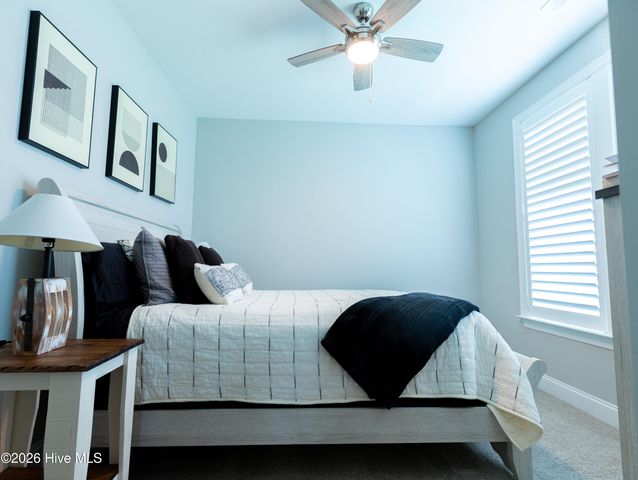 332 Aurora Place, Hampstead, NC 28443