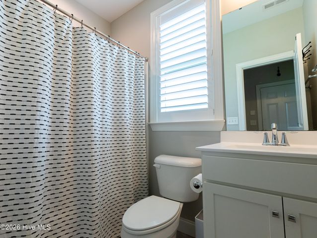 332 Aurora Place, Hampstead, NC 28443
