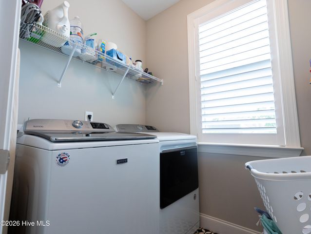 332 Aurora Place, Hampstead, NC 28443