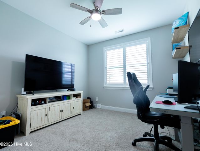 332 Aurora Place, Hampstead, NC 28443