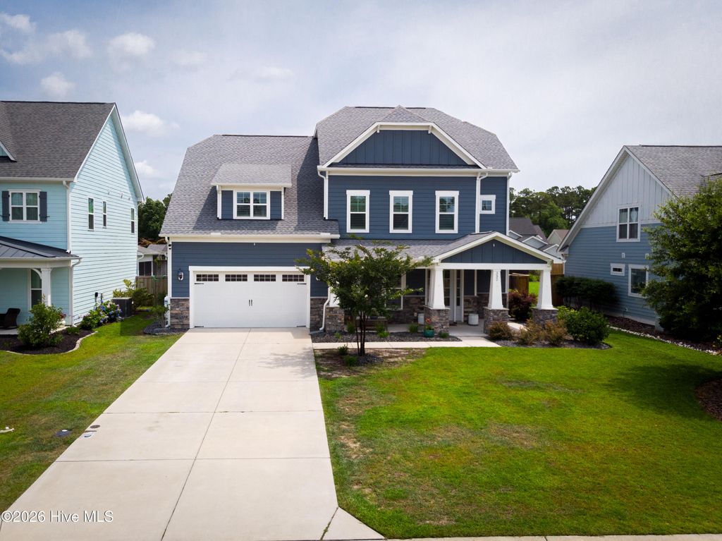 332 Aurora Place, Hampstead, NC 28443