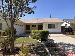 6667 Lederer Avenue, West Hills, CA 91307