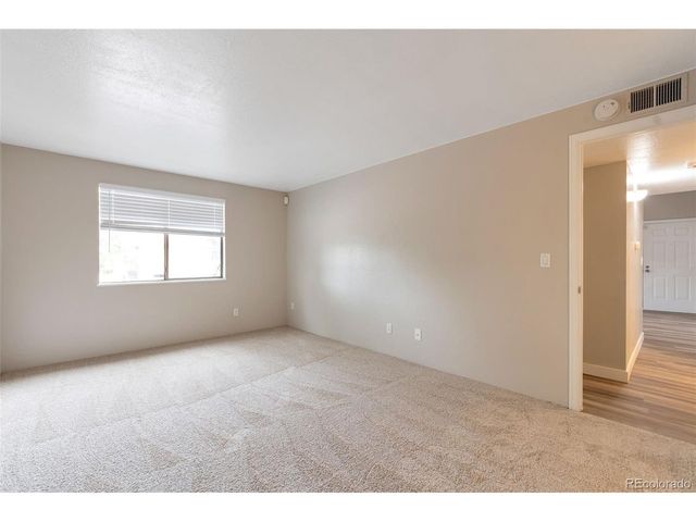 10323 E Peakview Ave J201, Englewood, CO 80111
