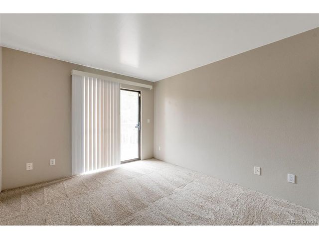 10323 E Peakview Ave J201, Englewood, CO 80111