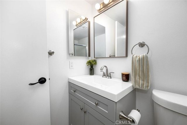 6909 Andrew Way, Cypress, CA 90630