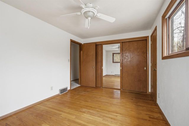9156 CENTER ROAD, Neenah, WI 54956