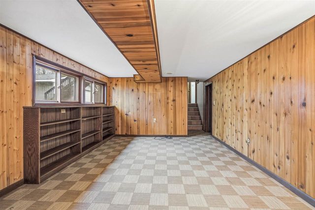 9156 CENTER ROAD, Neenah, WI 54956