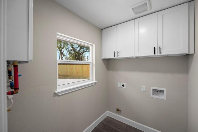 1917 Elmview Drive, Houston, TX 77080