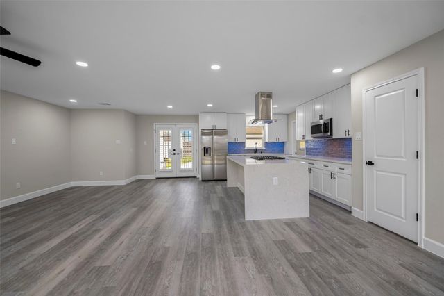 1917 Elmview Drive, Houston, TX 77080