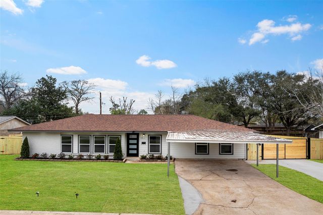 1917 Elmview Drive, Houston, TX 77080