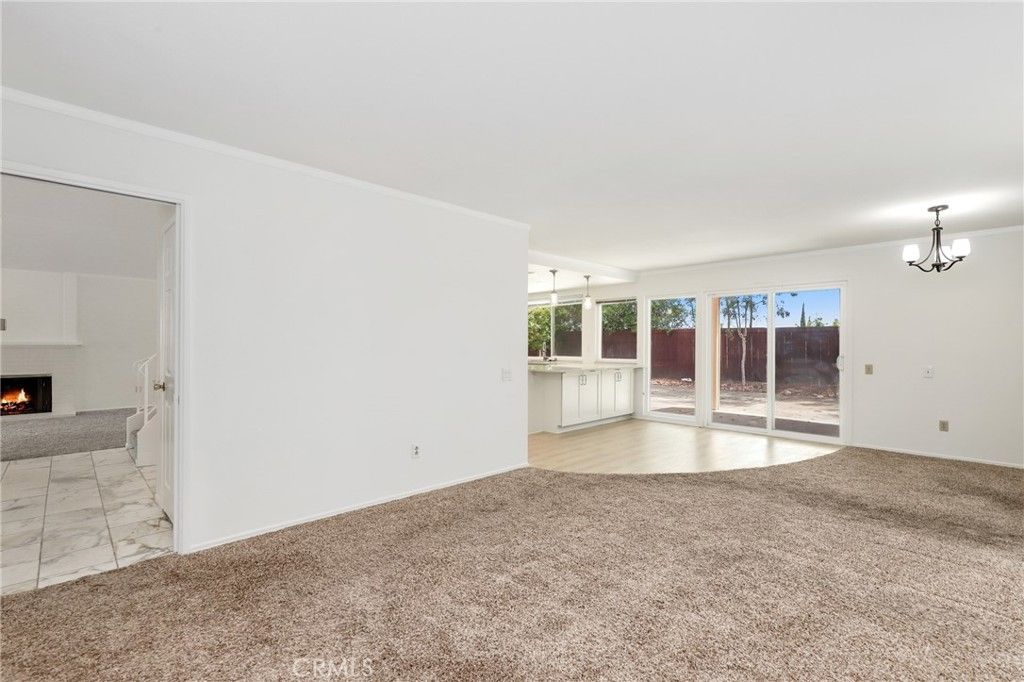 Image 19 of property listing at 4955 Via Papel, San Diego, CA 92122
