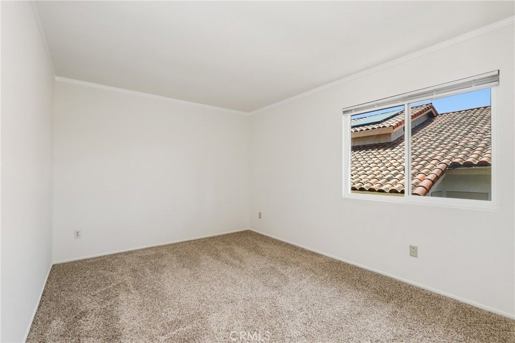 Image 28 of property listing at 4955 Via Papel, San Diego, CA 92122