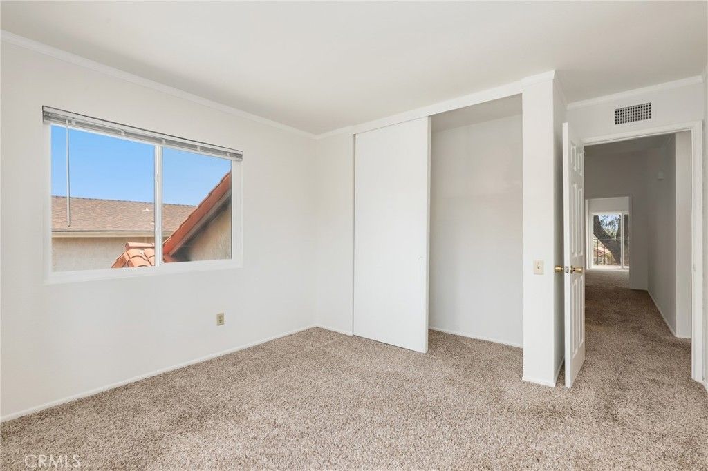 Image 31 of property listing at 4955 Via Papel, San Diego, CA 92122