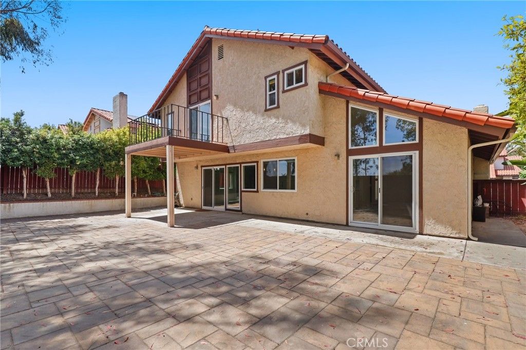 Image 36 of property listing at 4955 Via Papel, San Diego, CA 92122