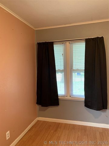 815 S Hickory Street, Nowata, OK 74048