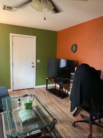 815 S Hickory Street, Nowata, OK 74048