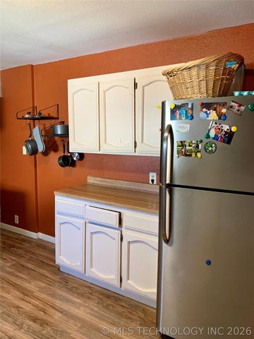 815 S Hickory Street, Nowata, OK 74048