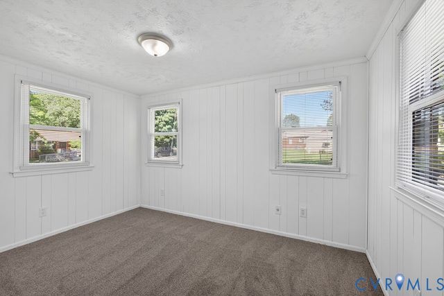 5009 Meridian Ave, North Dinwiddie, VA 23803
