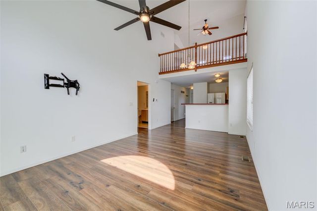 10 W Homefield Point Court, O'fallon, MO 63366